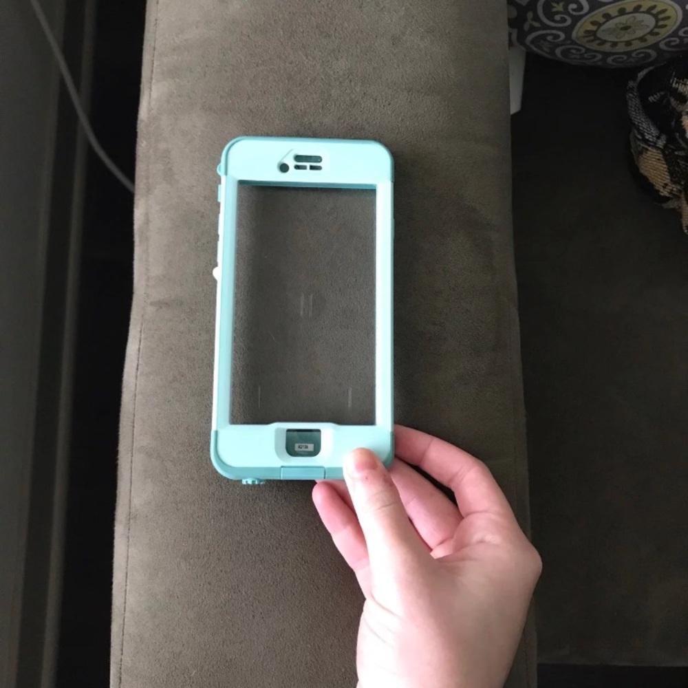 IPhone 6s LifeProof case